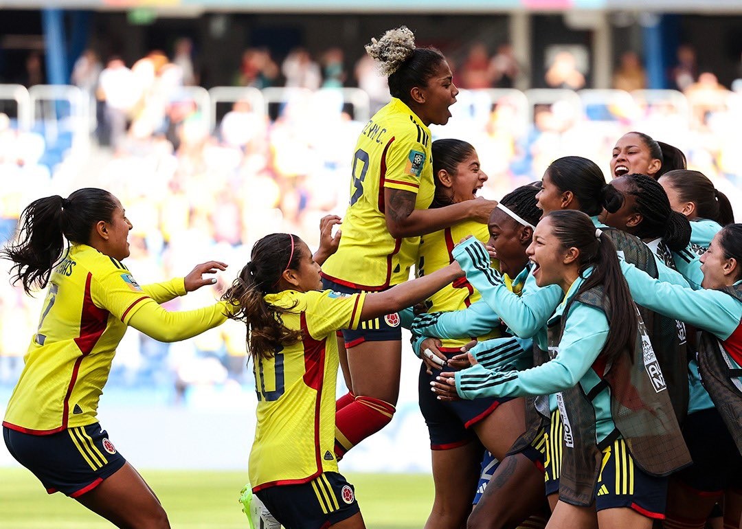 Colombia triunfa en su debut en el Mundial Femenino Agenciapi.co